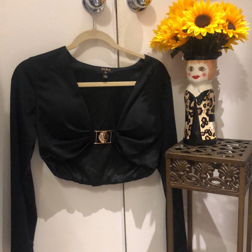 Sexy black crop top with lion hardware with built-in bra cups. - Picture 11 of 14